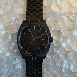 Best 25+ Deals for Mens Black Nixon Watches | Poshmark
